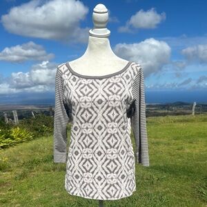 Fresh Produce Gray Printed Boatneck Top Small
